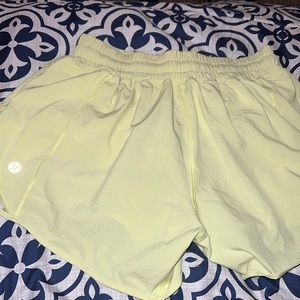 Lululemon shorts size 4